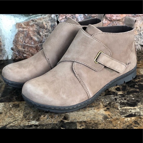 b.o.c. Shoes - NEW  b.o.c. Kington Booties